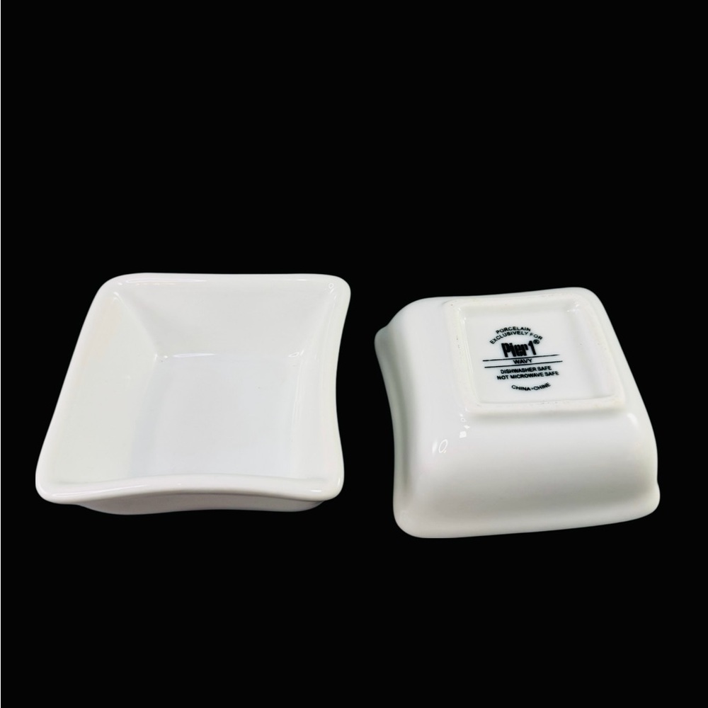 Pier 1 Wavy White Small Square Bowls Sushi Condiment Relish Serving Dish Set 2